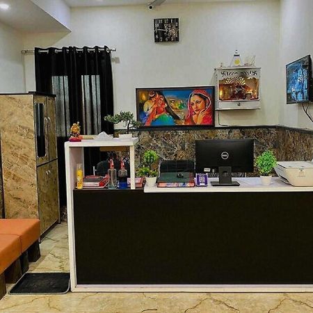 Hotel O K R Resdiancy Near Botanic Garden Of Indian Republic Noida Ngoại thất bức ảnh