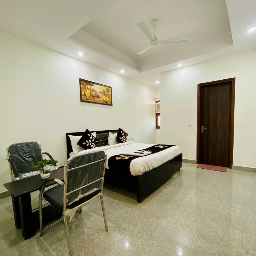 Hotel O K R Resdiancy Near Botanic Garden Of Indian Republic Noida Ngoại thất bức ảnh